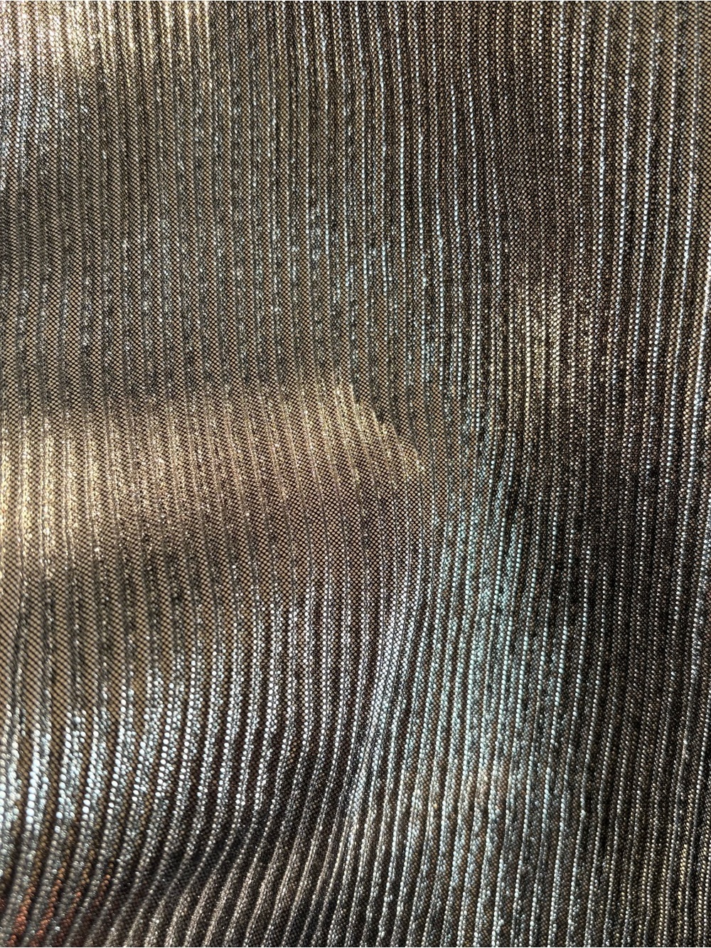 Metallic Silver Ribbed Top - Picture 3 of 4
